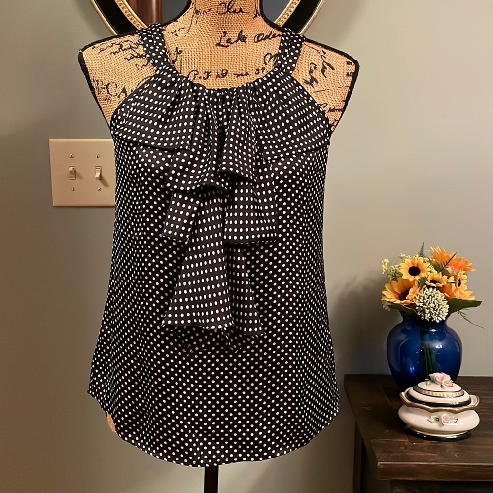 Covington light top, size small.